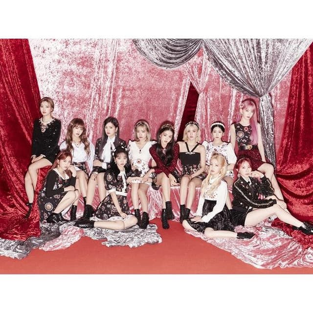 IZ*ONE Photo